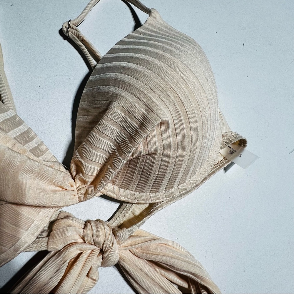 Beige Ribbed‎ Bikini Set - Picture 3 of 3